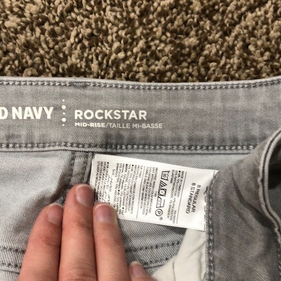 Old Navy Rockstar Distressed Jeans - Picture 2 of 3